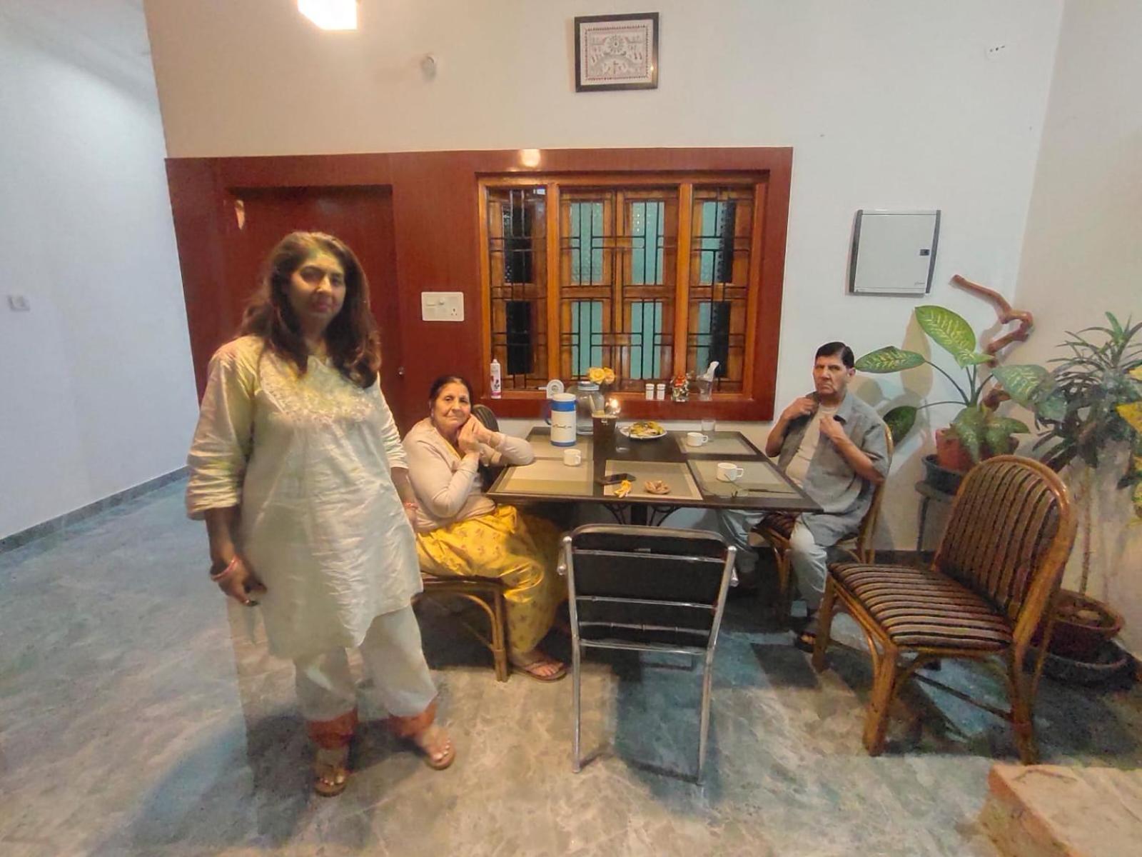 Khajuraho Glory Homestay Exterior foto