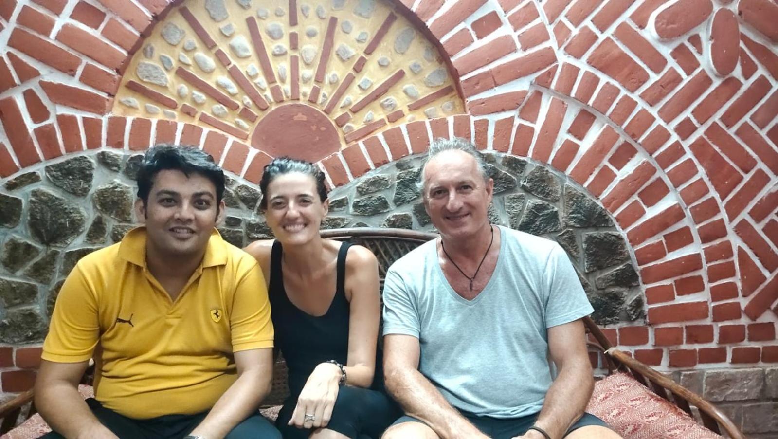 Khajuraho Glory Homestay Exterior foto