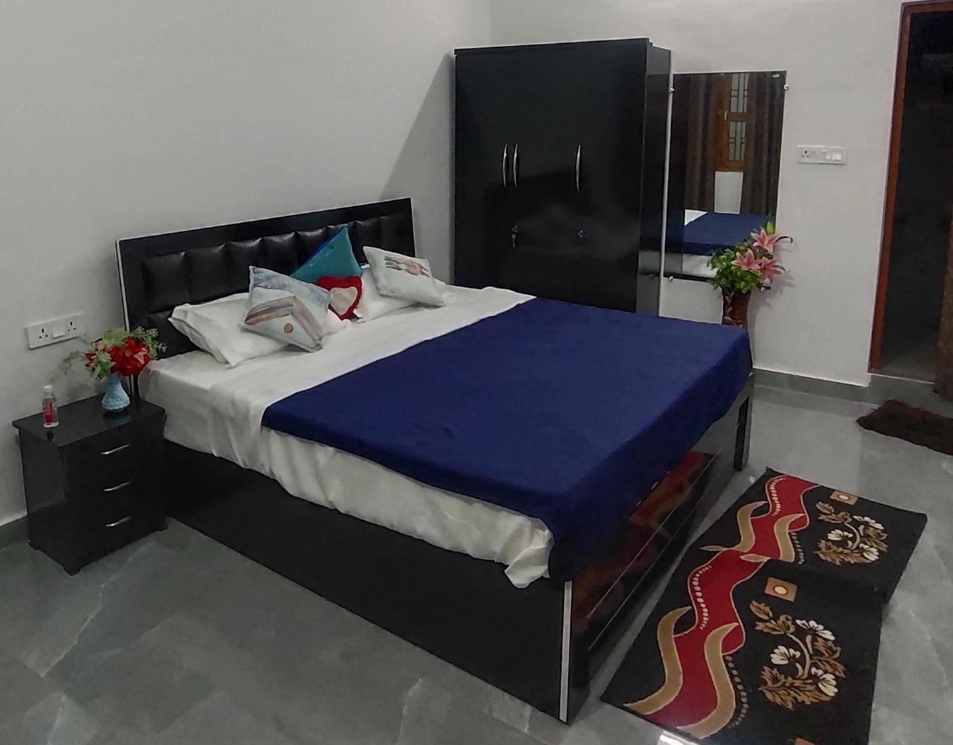 Khajuraho Glory Homestay Exterior foto