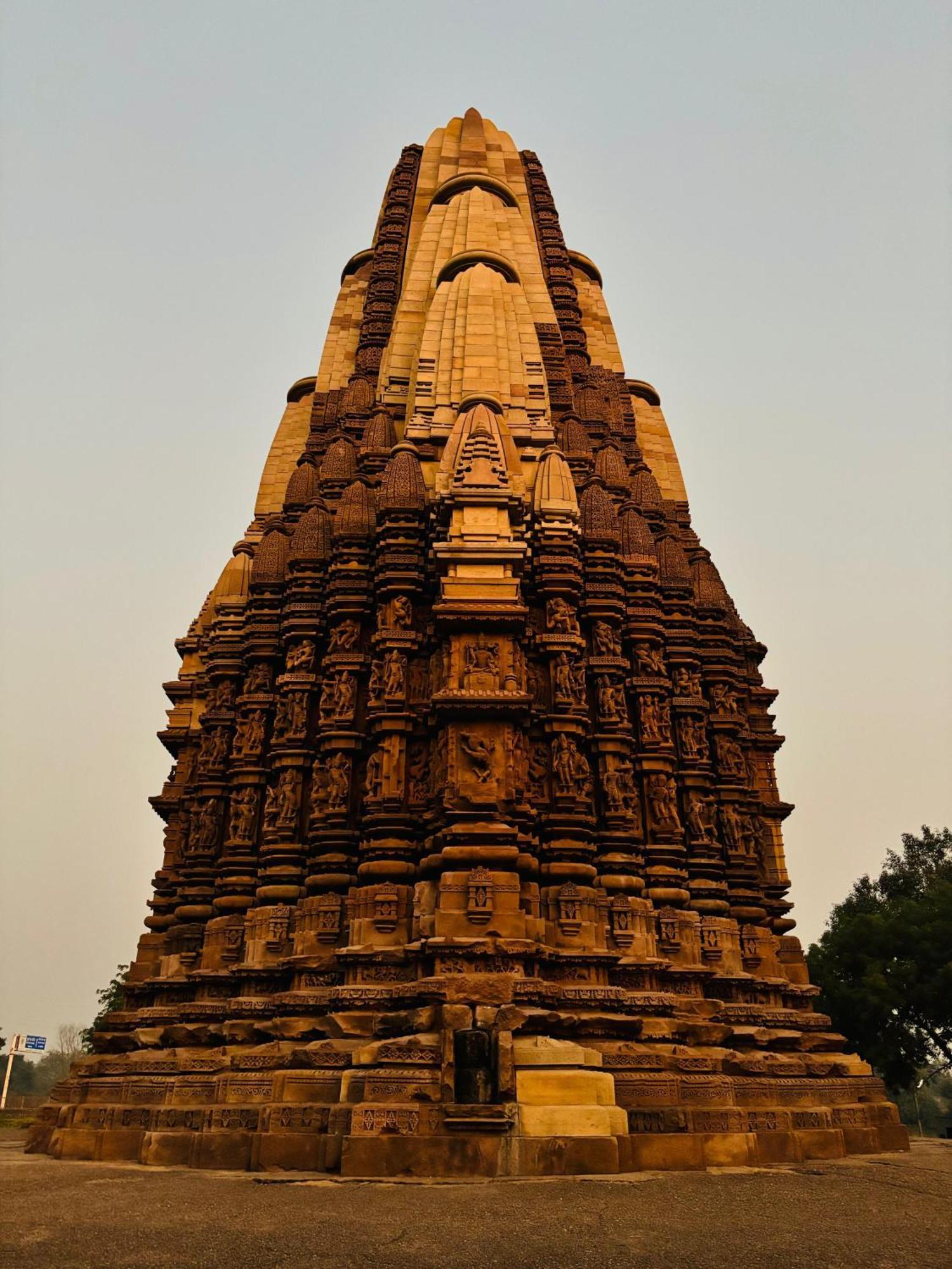 Khajuraho Glory Homestay Exterior foto