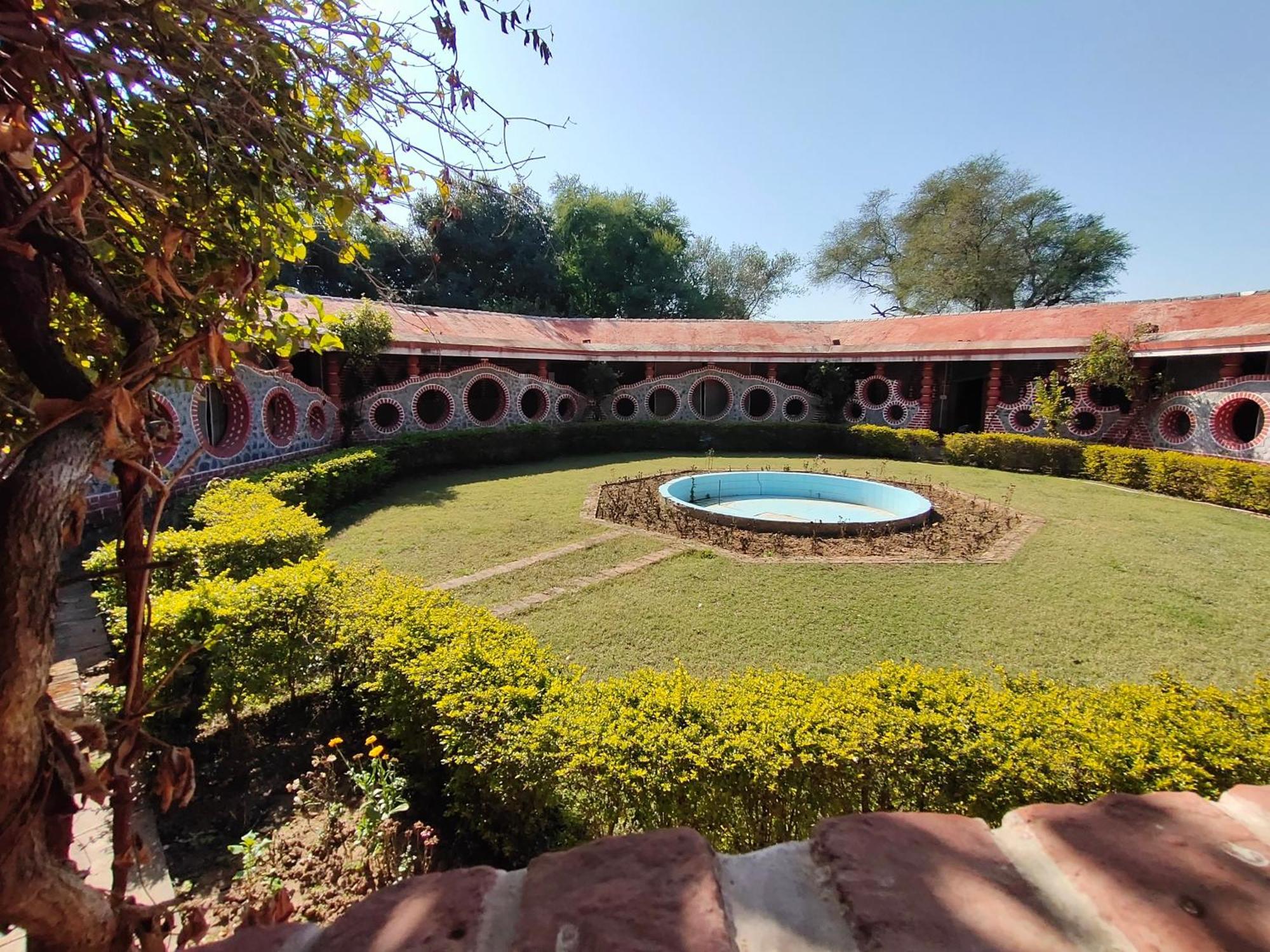 Khajuraho Glory Homestay Exterior foto